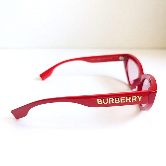 BURBERRY Cat Eye Lipstick Red Sunglasses 😍 Authentic $350 NWOT New - Picture 8 of 15